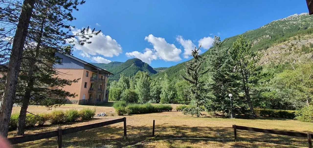 Grand Serre Che A La Salle-les-Alpes Apartment